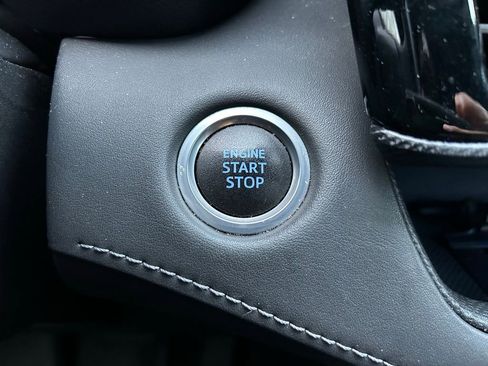 Used 2021 Toyota Highlander XSE image 29