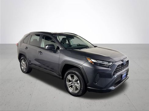 Used 2024 Toyota RAV4 LE image 4