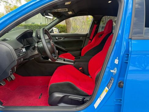 Used 2024 Honda Civic Type R image 16