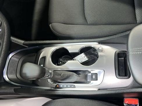 Used 2023 Chevrolet Malibu LT image 23