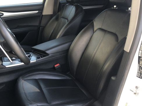 Used 2018 Alfa Romeo Stelvio Sport w/ Quick Order Package 22J Sport image 33