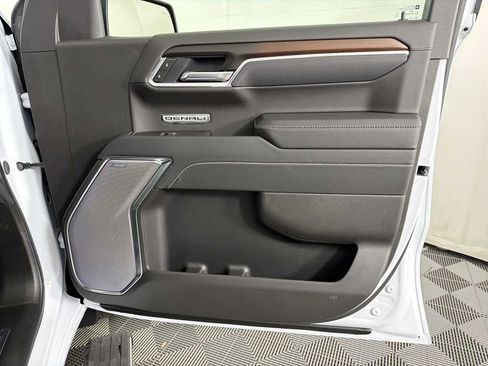 New 2026 GMC Sierra 1500 Denali w/ Denali Reserve Package AWD/4WD image 13