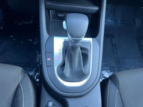 Used 2024 Kia Forte LXS w/ LXS Technology Package image 30