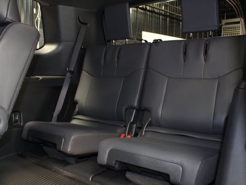 Used 2025 Lexus GX 550 w/ Cold Area Package AWD/4WD image 49
