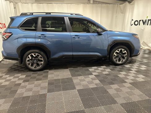 Used 2025 Subaru Forester Premium w/ Convenience Package #1 image 10