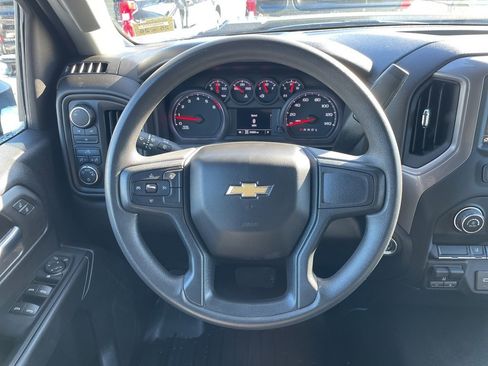 Used 2024 Chevrolet Silverado 2500 Custom w/ Custom Convenience Package image 15