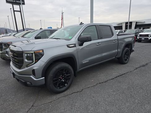 New 2026 GMC Sierra 1500 Elevation image 2