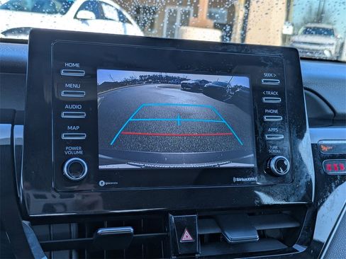 Used 2023 Toyota Camry SE image 19