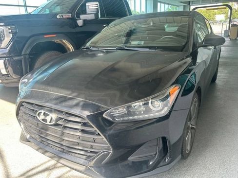 Used 2020 Hyundai Veloster 2.0 Premium FWD image 3