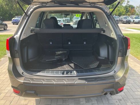 Used 2020 Subaru Forester Premium AWD/4WD image 41