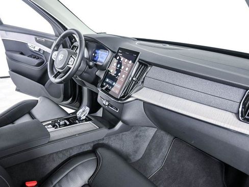 Certified 2026 Volvo XC90 B6 Ultra AWD/4WD image 27