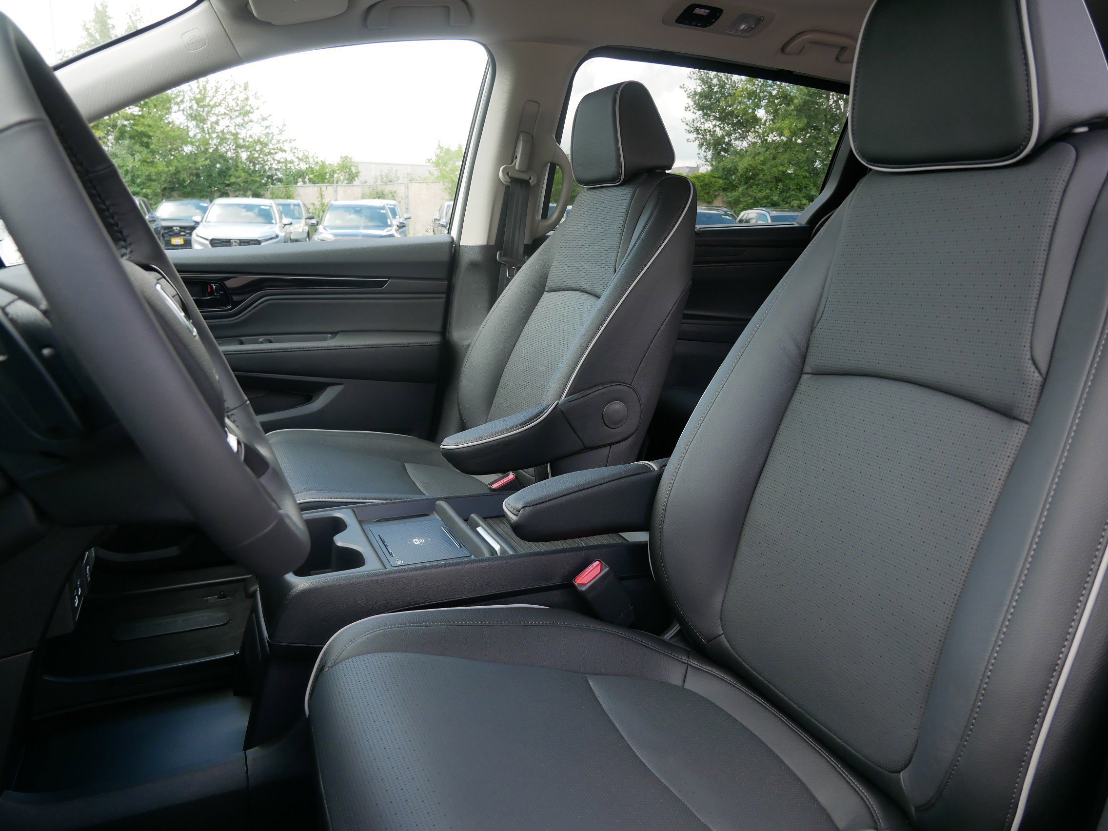 New 2027 Honda Odyssey Elite image 9