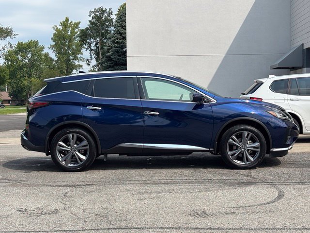 Used 2024 Nissan Murano Platinum w/ Cargo Package AWD/4WD image 2