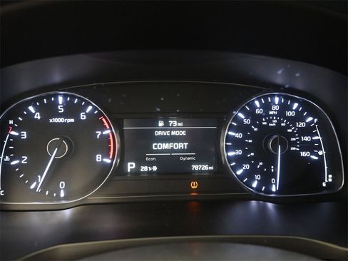 Used 2020 Kia Cadenza Technology image 22