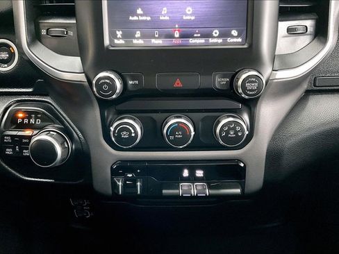 Used 2020 RAM 1500 Big Horn AWD/4WD image 15