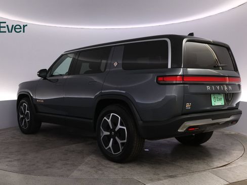 Used 2024 Rivian R1S Adventure Quad AWD/4WD image 17