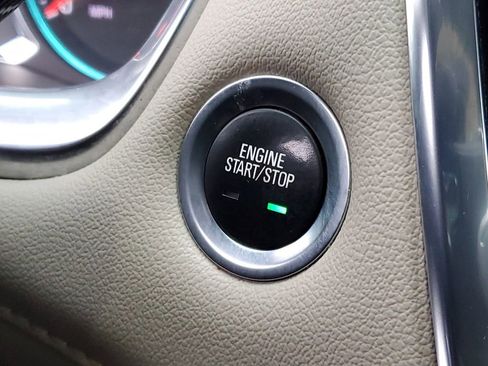 Certified 2023 Chevrolet Traverse LT image 17