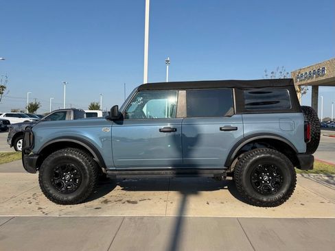 Used 2023 Ford Bronco Wildtrak AWD/4WD image 9