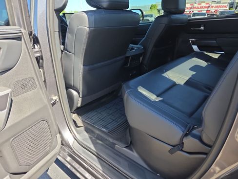 Used 2023 Toyota Tundra Platinum AWD/4WD image 20