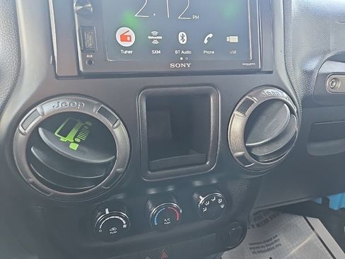 Used 2018 Jeep Wrangler Sport image 54