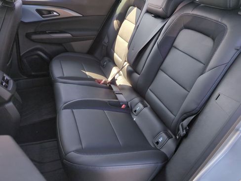 New 2026 Chevrolet Equinox EV LT w/ LPO, All-Weather Mat Package image 23