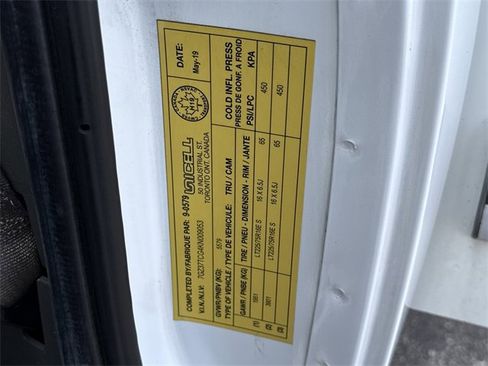 Used 2019 GMC Savana 3500 Extended image 30