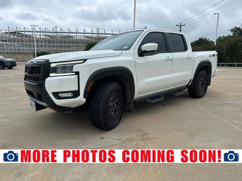 Used 2025 Nissan Frontier PRO-4X AWD/4WD image 1