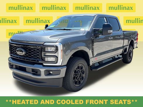 New 2026 Ford F250 Lariat w/ Black Appearance Package AWD/4WD image 16