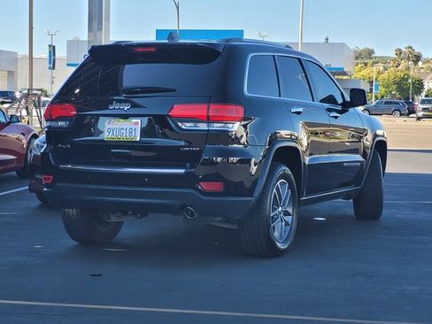 Certified 2018 Jeep Grand Cherokee Limited AWD/4WD image 4