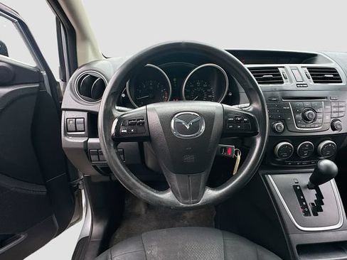 Used 2013 MAZDA MAZDA5 Sport FWD image 12