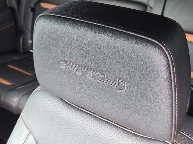 Used 2026 GMC Sierra 2500 AT4 w/ AT4 Premium Plus Package AWD/4WD image 24