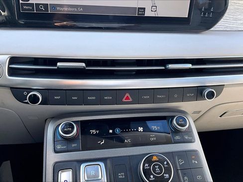 Used 2023 Hyundai Palisade Calligraphy w/ Cargo Package image 15