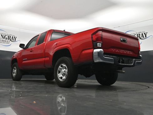 Used 2022 Toyota Tacoma SR5 RWD image 30