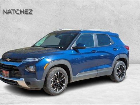 Used 2023 Chevrolet TrailBlazer LT w/ Convenience Package image 1