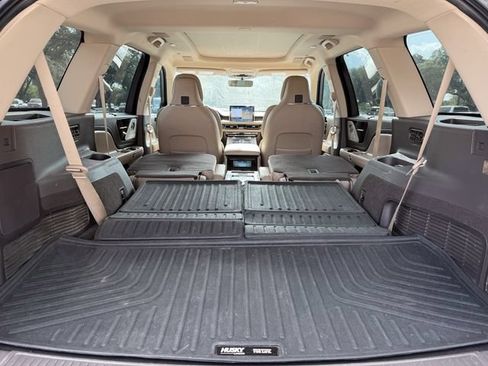 Used 2020 Lincoln Aviator Reserve w/ Equipment Group 202A AWD/4WD image 21