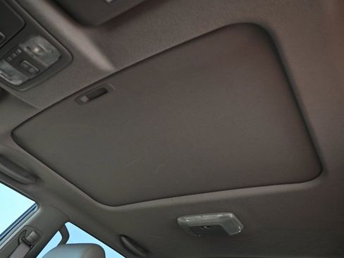 Used 2003 Toyota 4Runner Limited image 17