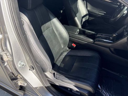 Used 2018 Honda Civic Sport Touring image 17