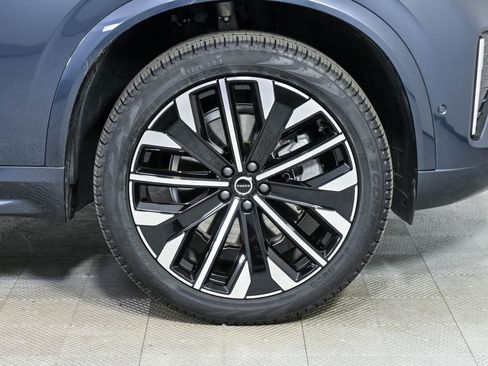 Used 2026 Volvo XC90 B6 Ultra w/ Protection Package AWD/4WD image 42
