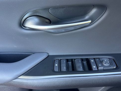 New 2026 Lexus UX 300h FWD image 13