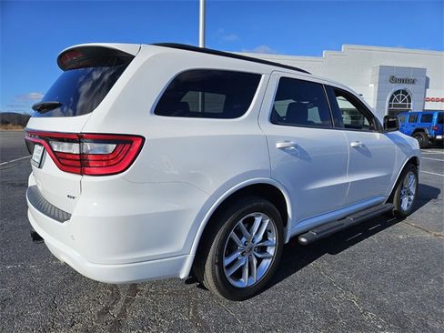 Used 2023 Dodge Durango GT image 5