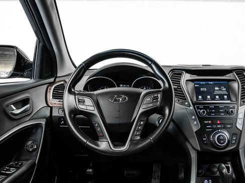 Used 2018 Hyundai Santa Fe Sport 2.0T FWD image 22
