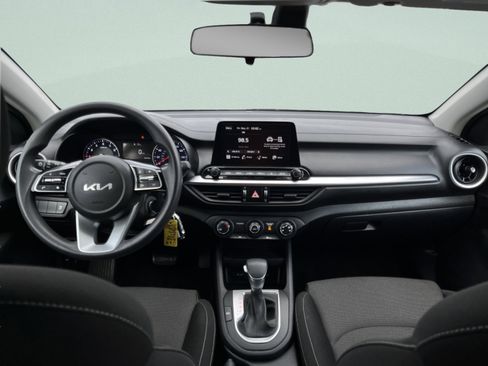 Used 2023 Kia Forte LXS image 25