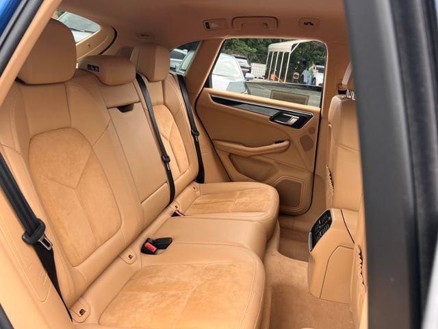 Used 2016 Porsche Macan S AWD/4WD image 25