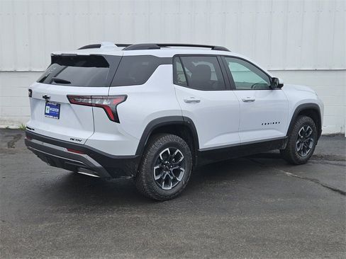 New 2026 Chevrolet Equinox ACTIV w/ Convenience Package III image 3