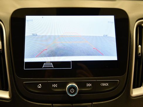 Used 2024 Chevrolet Malibu LT FWD image 24