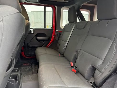 Used 2019 Jeep Wrangler Unlimited Sport S image 24