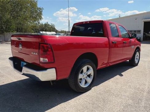Used 2024 RAM 1500 Classic SLT image 8