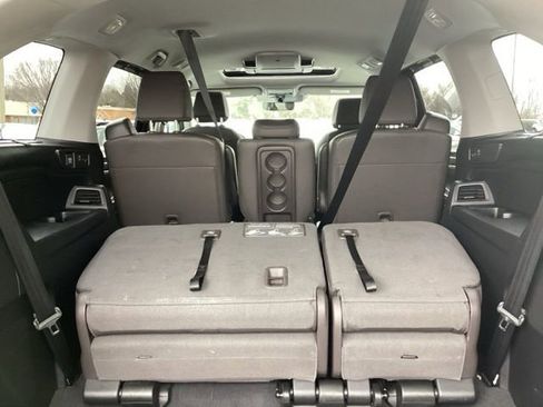 Used 2019 Honda Odyssey Elite image 12
