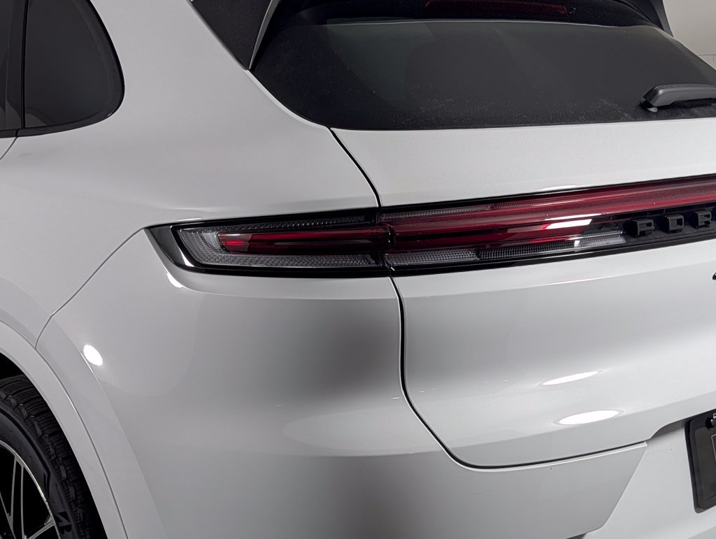 New 2026 Porsche Cayenne AWD/4WD image 16