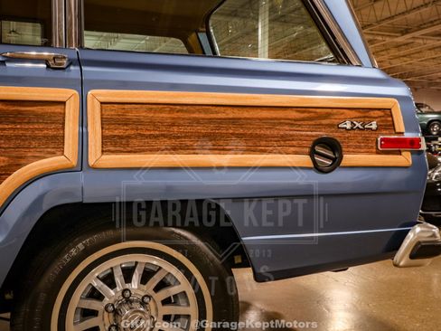 Used 1987 Jeep Grand Wagoneer AWD/4WD image 33